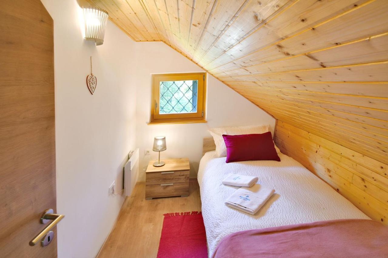 Вилла Forest House Верхника Экстерьер фото